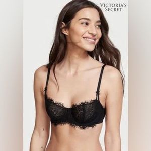 Victoria’s Secret Dream Angels Push Up bra without padding